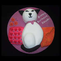 White Cat Cake