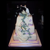 Running Bridegroom Cake